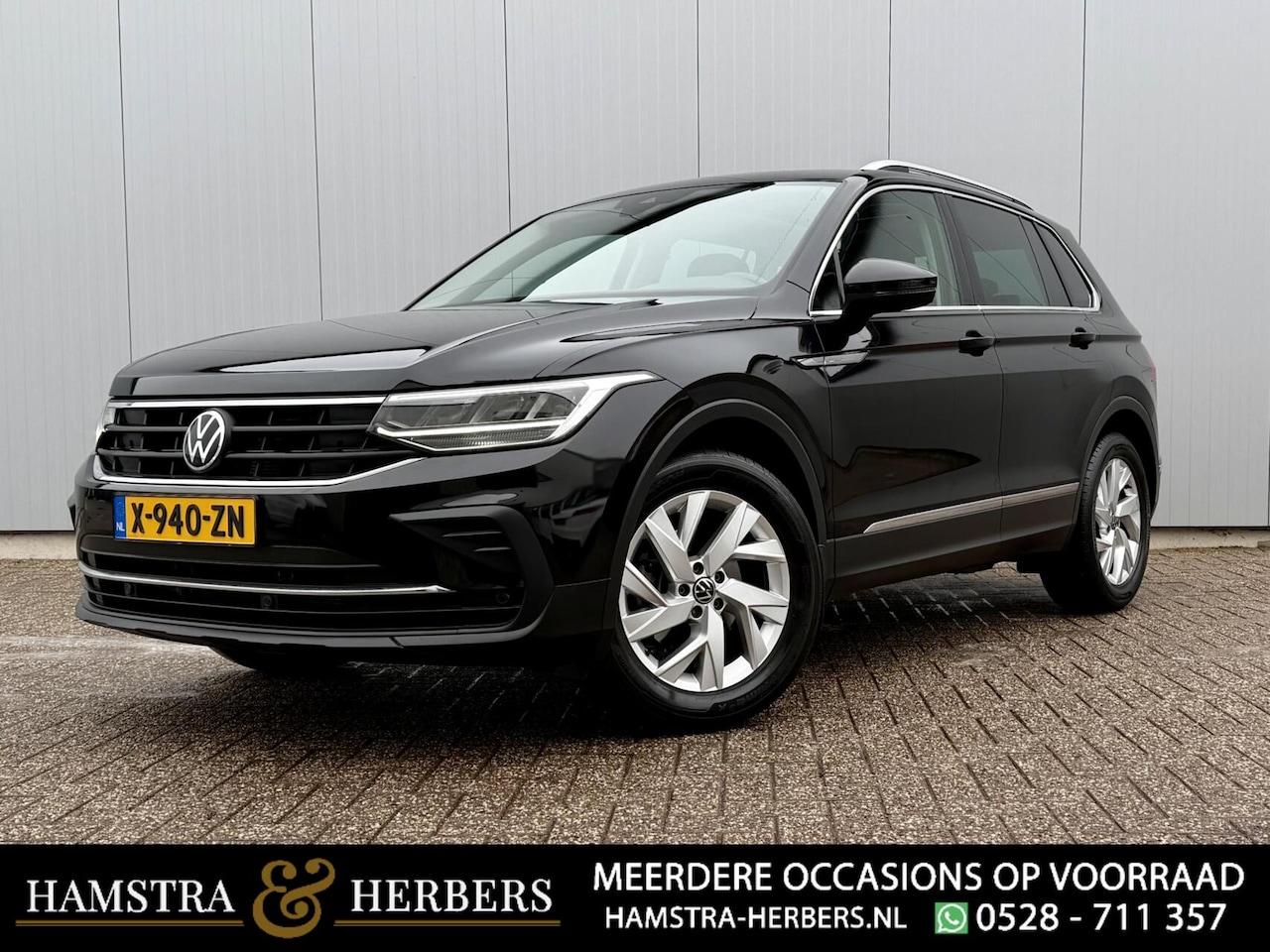 Volkswagen Tiguan - 1.5 TSI zwart, bomvol! - AutoWereld.nl
