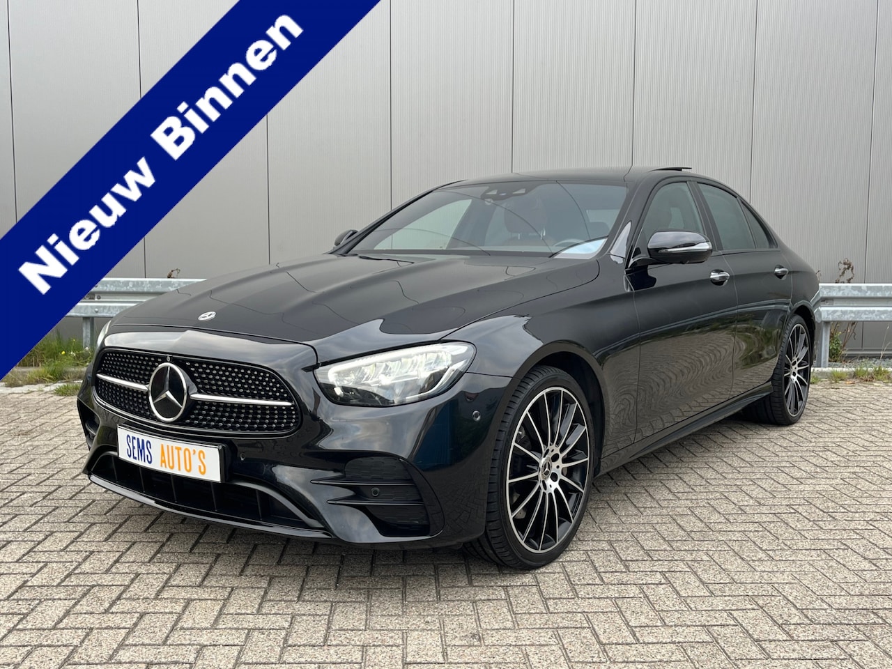 Mercedes-Benz E-klasse - 450 4MATIC AMG Pano / 360 camera / Burmester / Soft Close - AutoWereld.nl