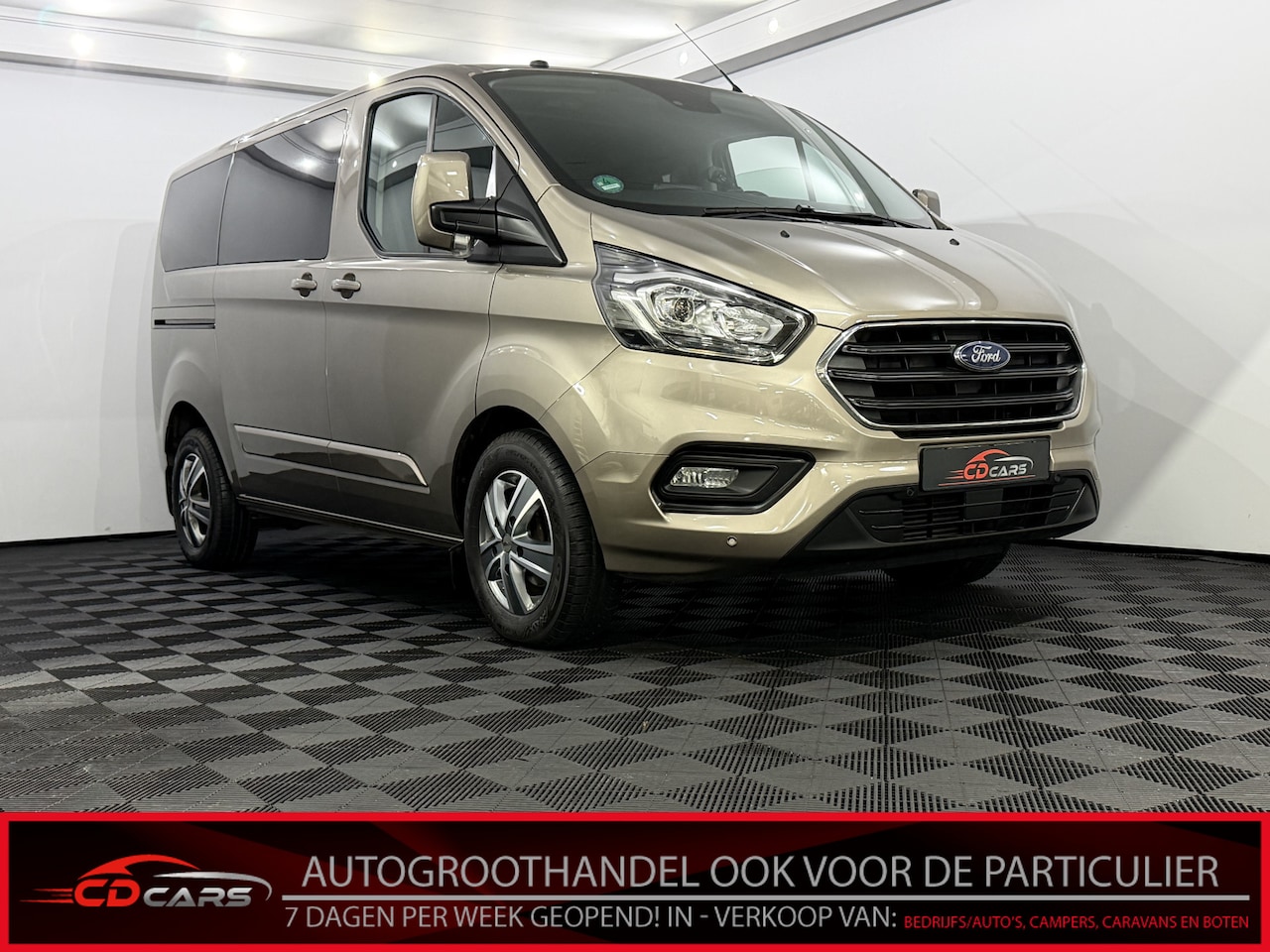 Ford Transit Custom - 300 2.0 TDCI L1H1 Limited DC Camera, Navi, Winterpakket, Cruise control, Apple carplay, Li - AutoWereld.nl