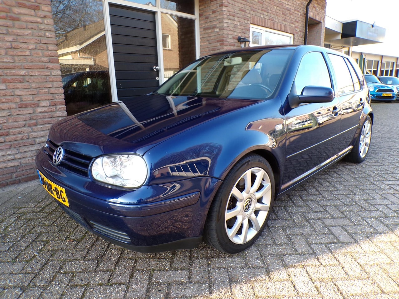 Volkswagen Golf - 2.3 V5 Highline 2.3 V5 Highline - AutoWereld.nl