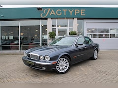 Jaguar XJ - 3.5 V8 Executive