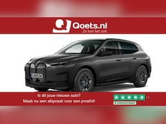 BMW iX - xDrive40 Executive 77 kWh Trekhaak - Panoramadak - Driving/Parking Assistant Professional