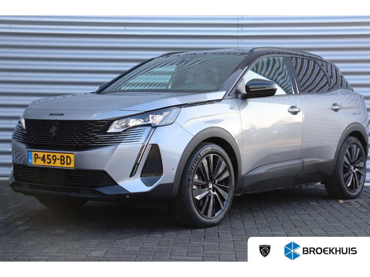 Peugeot 3008 - 1.6 HYBRID 225PK GT PACK AUTOMAAT / NAVI / LEDER / CLIMA / AGR / PDC / 19" LMV / CAMERA / - AutoWereld.nl