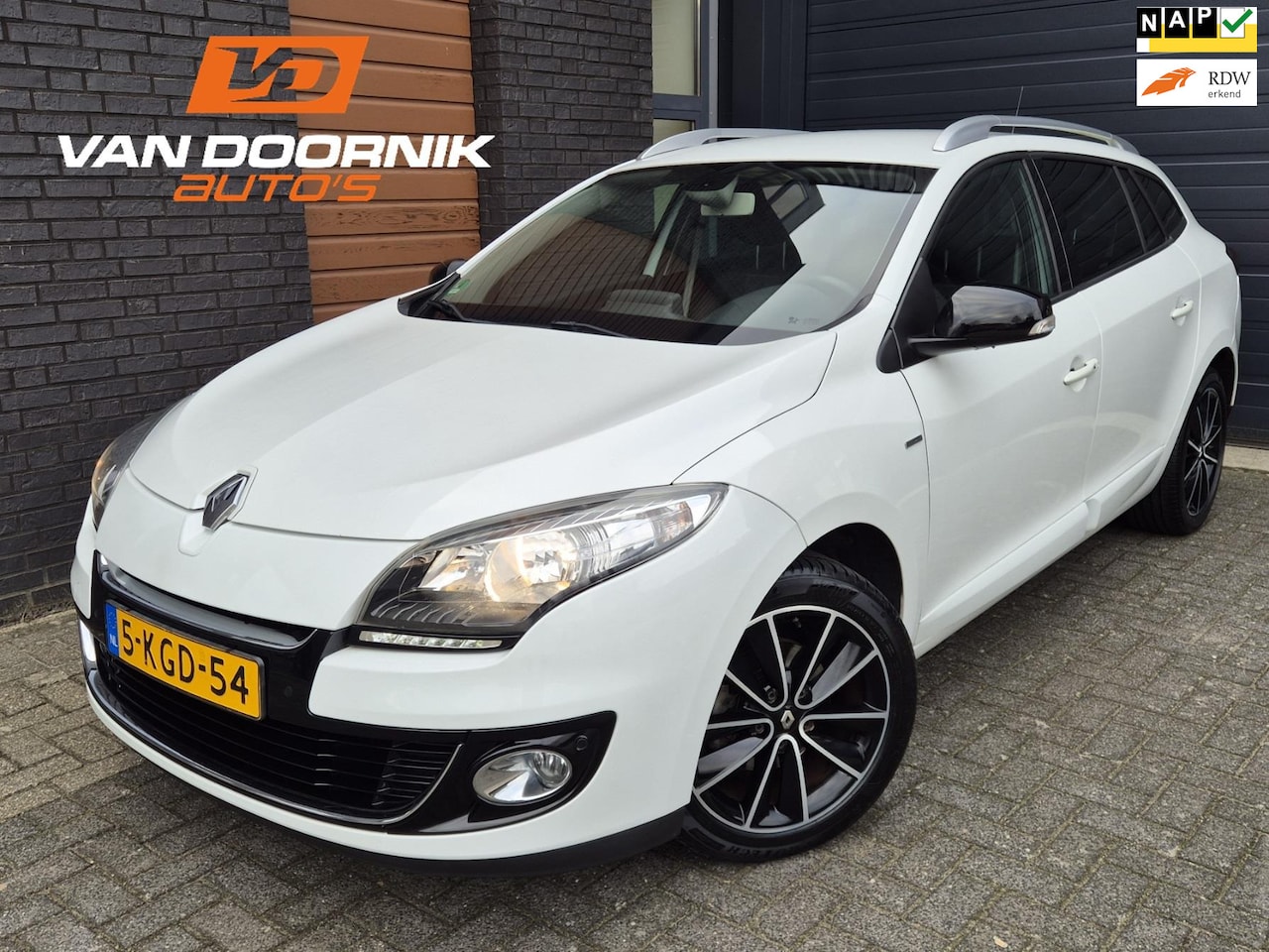 Renault Mégane Estate - 1.2 TCe Bose Navigatie/Trekhaak/Parkeercamera - AutoWereld.nl