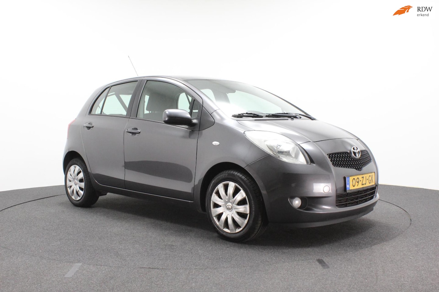 Toyota Yaris - 1.3 VVTi Sol MMT | Automaat (!) | Airco | Elektrische ramen | 5-deurs - AutoWereld.nl