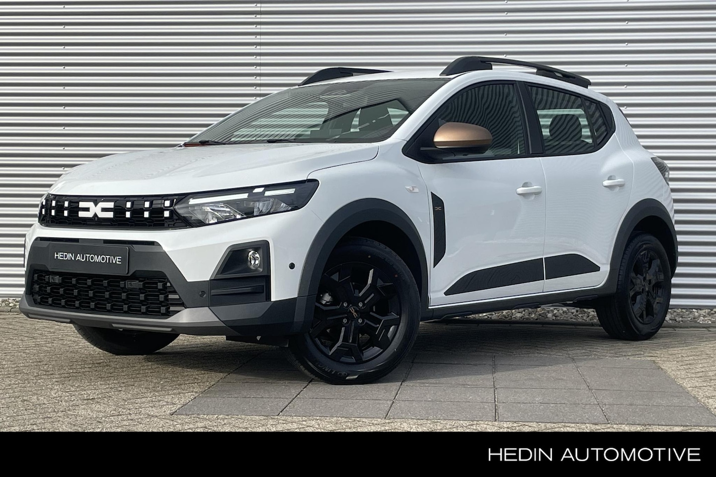 Dacia Sandero - 1.2 Eco-G 120 limited edition | Achteruitrijcamera | Apple Carplay/Android Auto | Parkeers - AutoWereld.nl