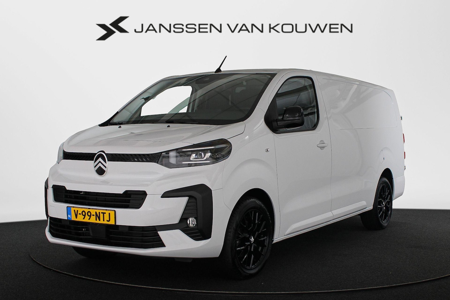 Citroën Jumpy - 2.0 BlueHDI 145 S&S L3 Automaat Trekhaak Standkachel Winter Pakket Lichtmetalen Velgen LED - AutoWereld.nl