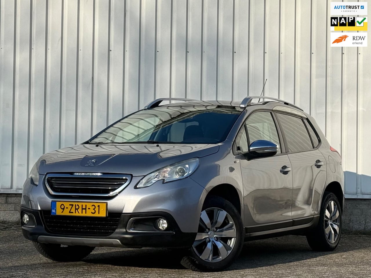 Peugeot 2008 - 1.2 PureTech Style Distributie vv,Trekhaak,Climate,Navi,Pano,Cruise,PDC,N.A.P!Apk tot 20-1 - AutoWereld.nl