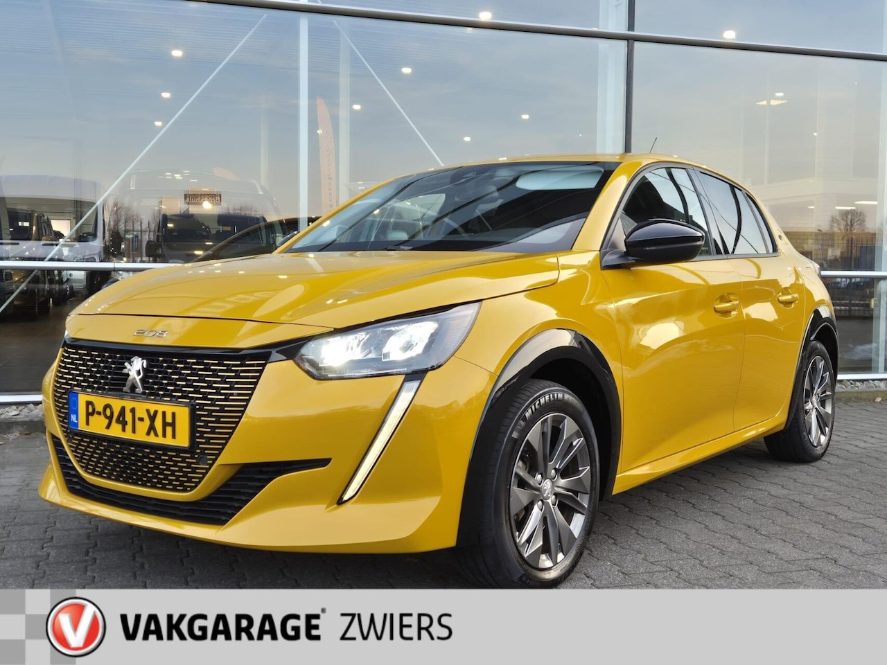 Peugeot e-208 - EV Allure Pack 50 kWh - AutoWereld.nl