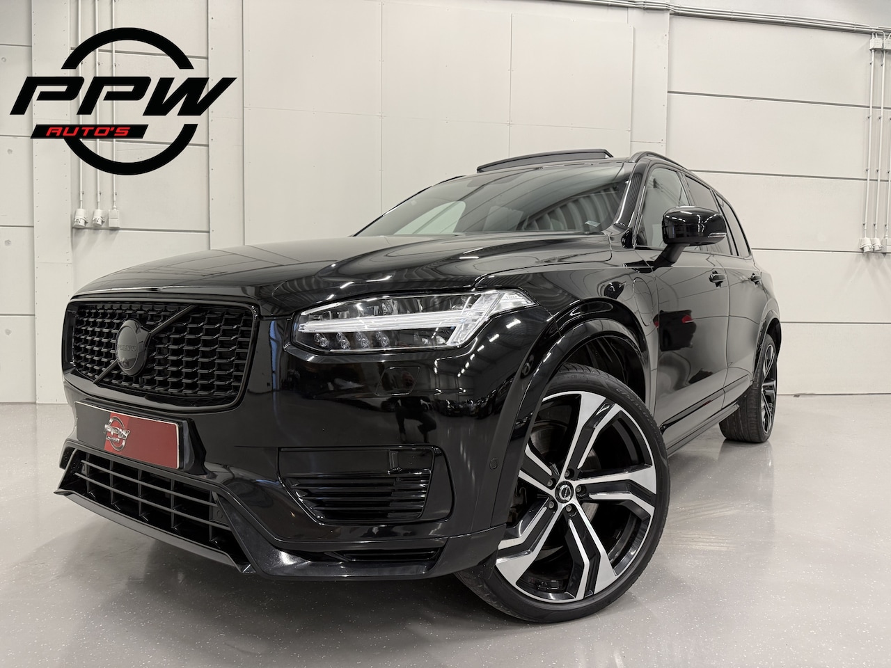Volvo XC90 - T8 Recharge AWD R-Design PANO/B&W/LUCHTVERING/HEAD-UP/360CAMERA/MASSAGE+VENTILATIE/22"LMV/ - AutoWereld.nl