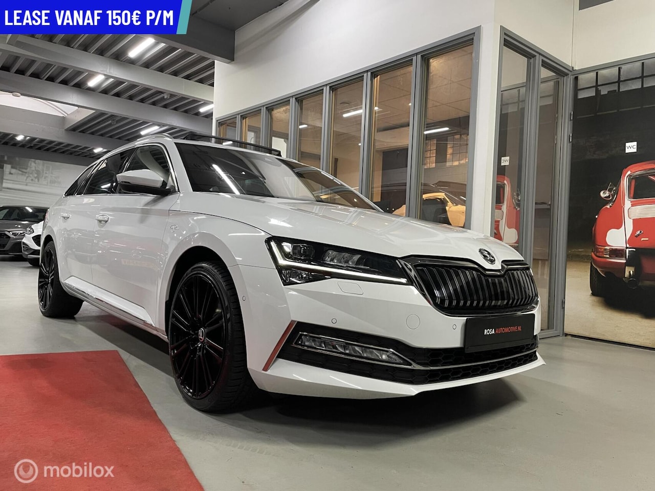 Skoda Superb Combi - 1.4 TSI iVDSG VIRTUAL PANO DSG PDC ACC LEER MASSAGE MASSAGE Voor en achter stoelverw. - AutoWereld.nl