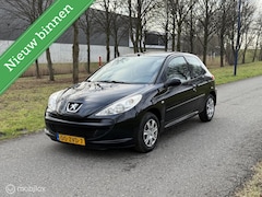 Peugeot 206 - 1.1 XR*APK 02/27*PARKEERSENSOR*DISTRIBUTIE VV