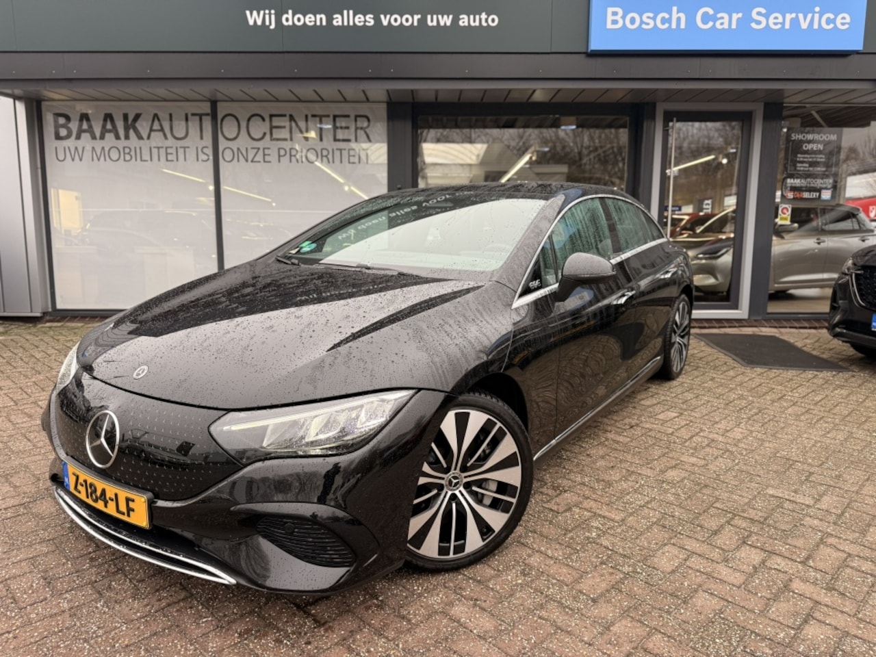Mercedes-Benz EQE - 300 Business Edition | Panoramadak - AutoWereld.nl