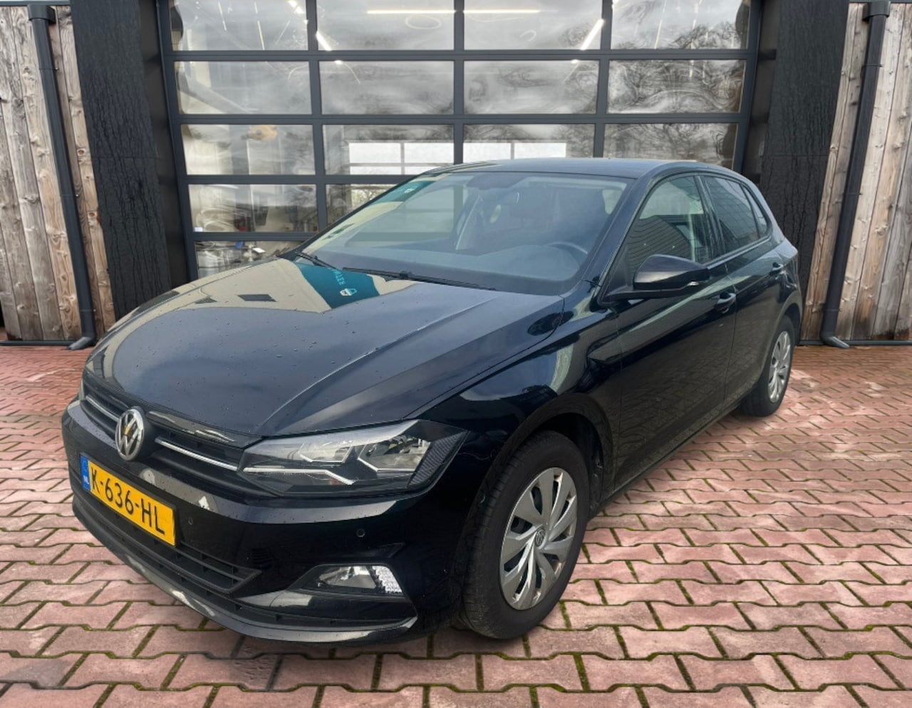 Volkswagen Polo - 1.0 TSI Comfortline Business | Navi | Park Assist | App-connect | ACC | Climatronic | - AutoWereld.nl