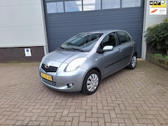 Toyota Yaris - | 1.3 VVTi Sol | Zeer lage kilometerstand | Airco | 1e eigenaar |