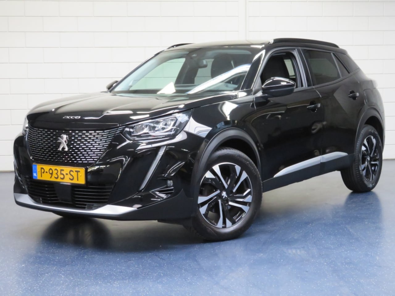 Peugeot 2008 - 1.2 PT Allure Pack - AutoWereld.nl
