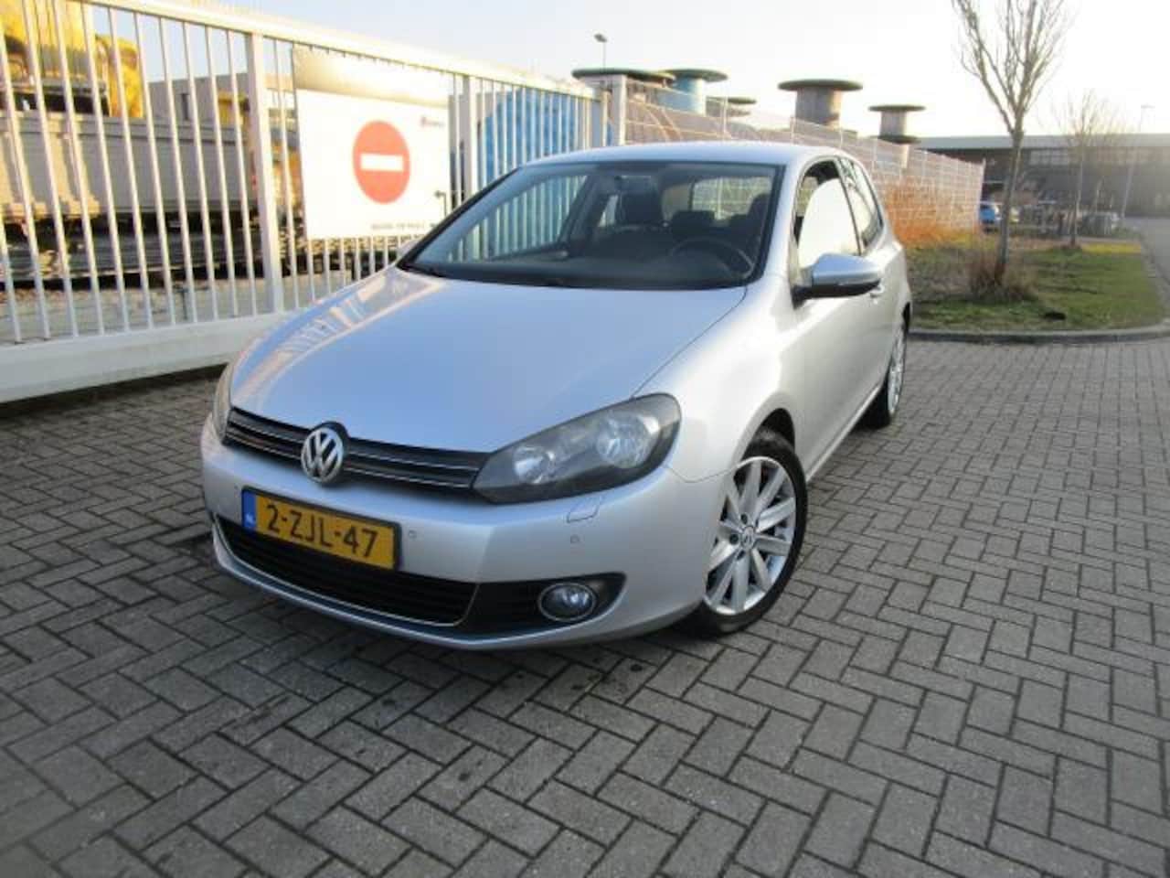 Volkswagen Golf - 1.4 TSI Trendline 1.4 TSI Trendline - AutoWereld.nl