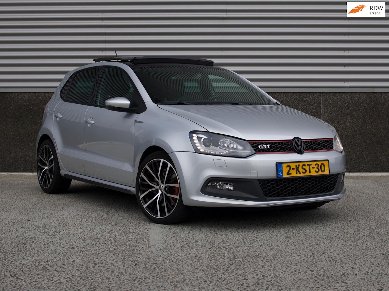 Volkswagen Polo - 1.4 TSI GTI pano CarPlay leder automaat - AutoWereld.nl