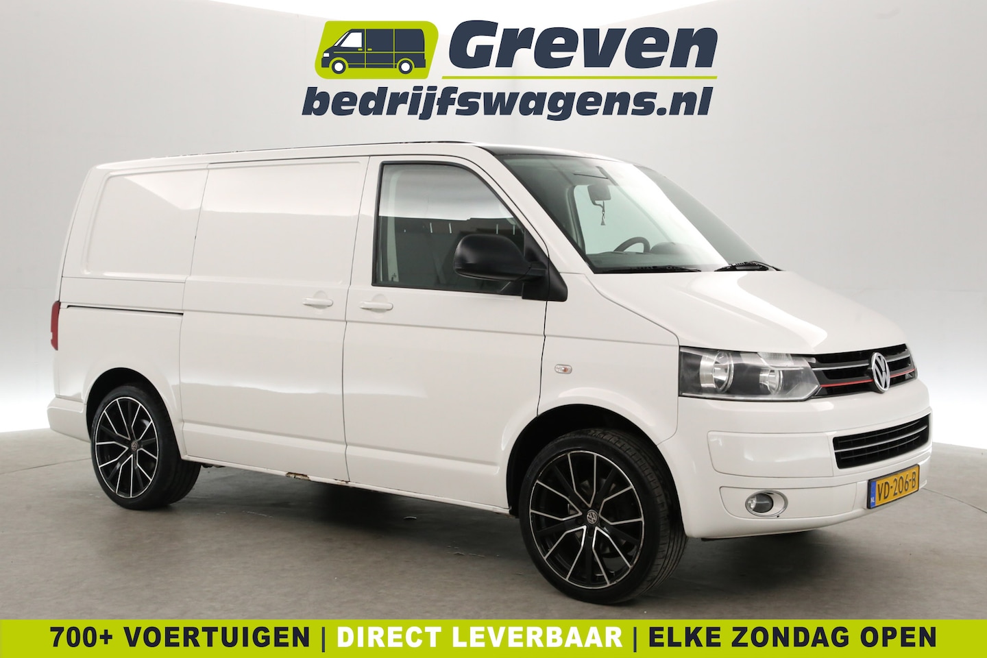 Volkswagen Transporter - 2.0 TDI L1H1 | Airco | Cruise | Navi | 3-Zits | Trekh. | Parkeersens. | EXPORT - AutoWereld.nl