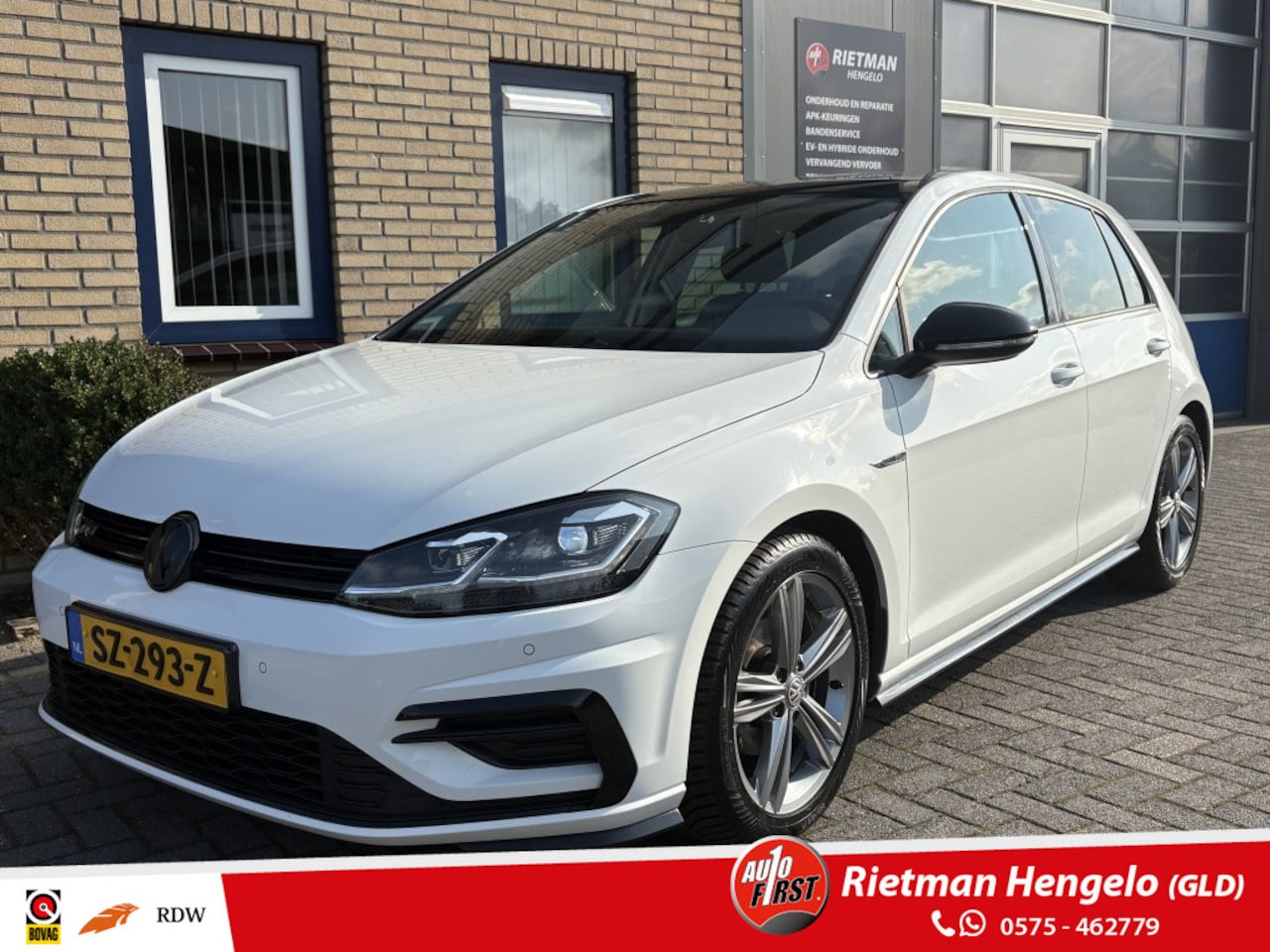 Volkswagen Golf - 1.0 TSI HL Bns R AUTOMAAT CARPLAY-CAMERA-TREKHAAK - AutoWereld.nl