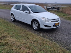 Opel Astra - 1.4 Business