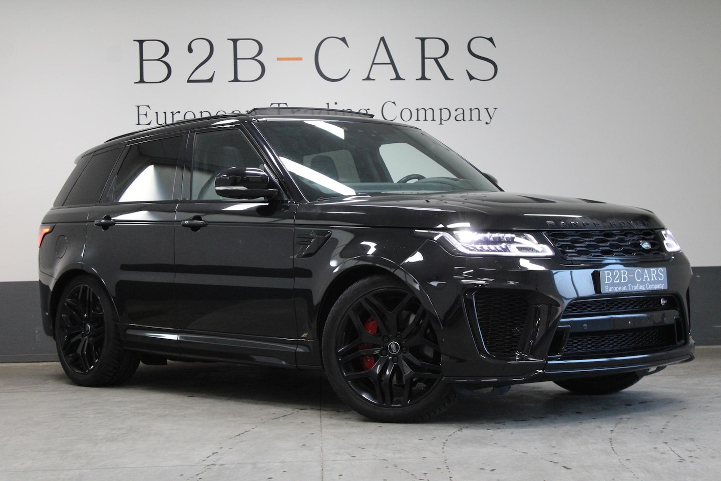 Land Rover Range Rover Sport - 5.0 V8 SC SVR | Panorama | Head-up | Standkachel | Trekhaak | - AutoWereld.nl