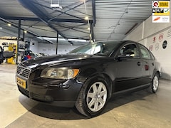 Volvo S40 - 2.4/Automaat/Trekhaak/Navi/Dealer onderhouden/Apk nieuw