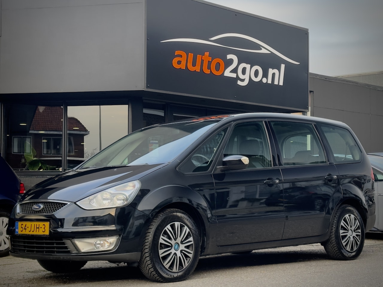 Ford Galaxy - 2.0-16V 7PERSOONS TREND-LINE NAVI AIRCO LED KEURIGE STAAT VAN ONDERHOUD - AutoWereld.nl