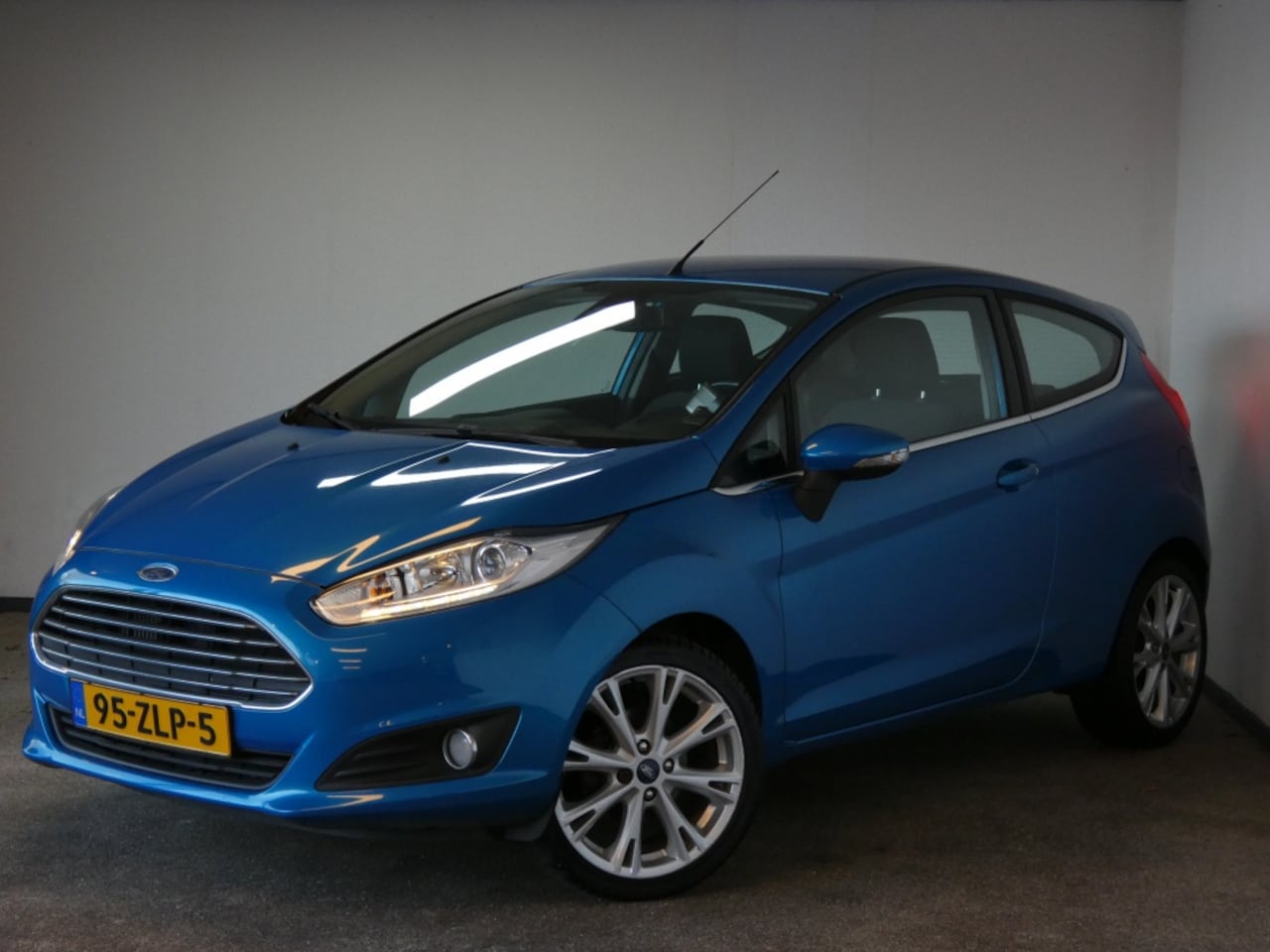 Ford Fiesta - 1.0 EcoB. Titanium Nwe APK Airco - AutoWereld.nl