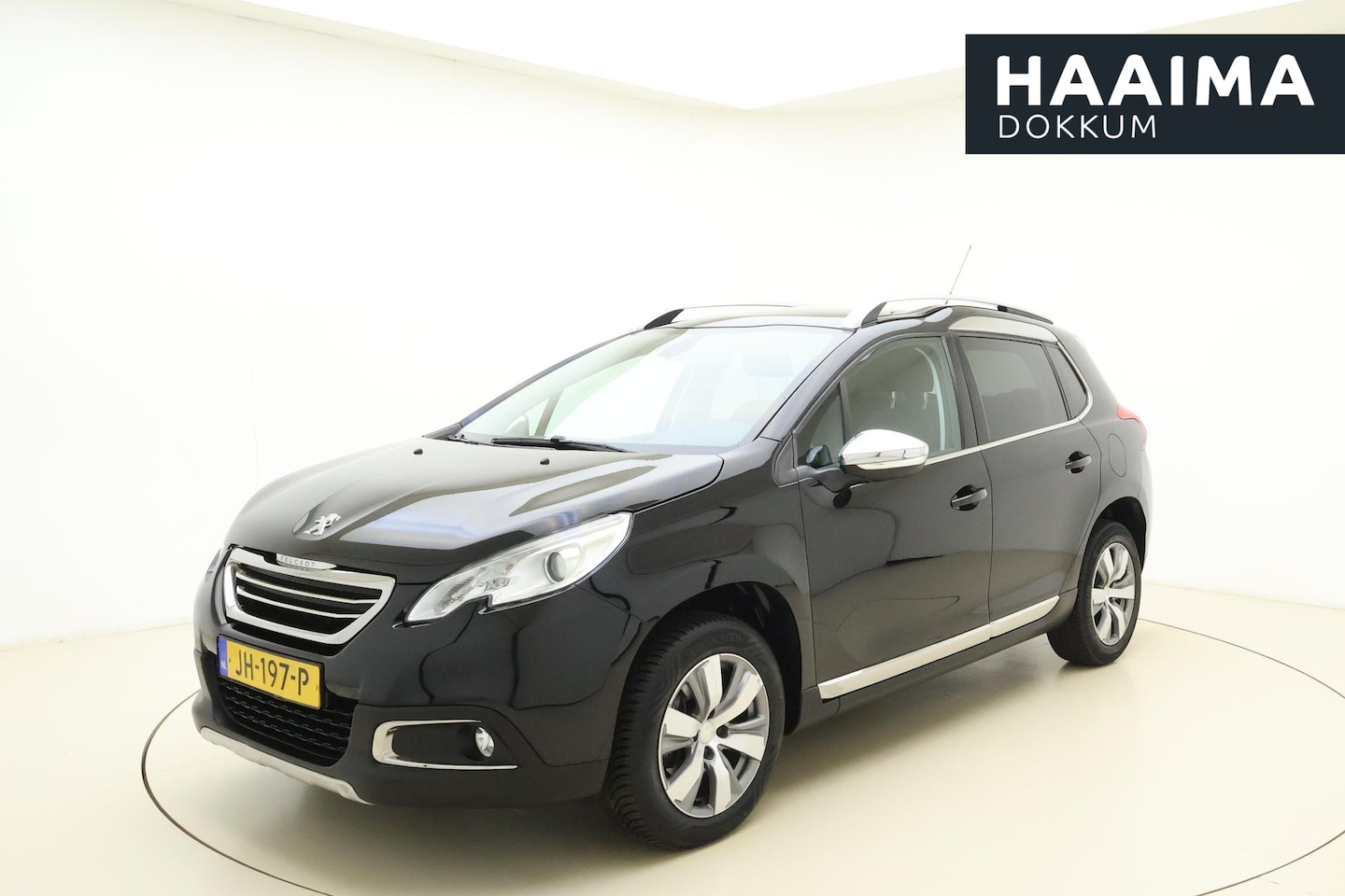 Peugeot 2008 - 1.2 PureTech Allure | Cruise control | Climate control | Navigatie | Panoromadak | Lichtme - AutoWereld.nl