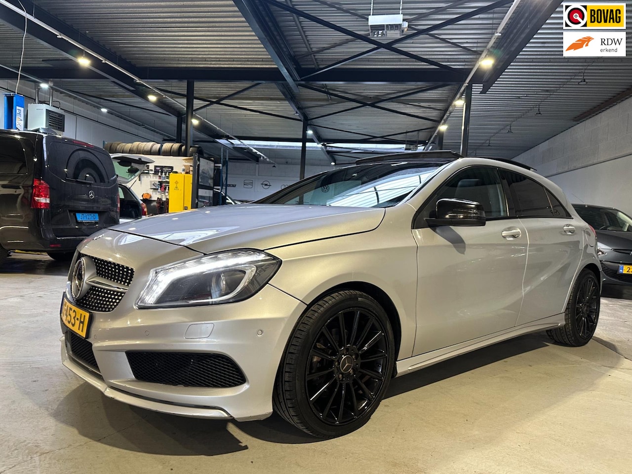 Mercedes-Benz A-klasse - 180 CDI Ambition/Amg pakket/Panoramadak/2x sleutels/Apk nw - AutoWereld.nl