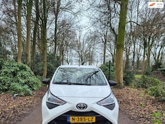 Toyota Aygo - 1.0 VVT-i x-fun