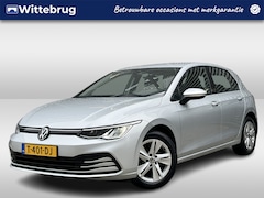 Volkswagen Golf - 1.0 TSI 110PK Life / Achteruitrijcamera / LED / 16" LMV / App-Connect / Parkeersensoren V+