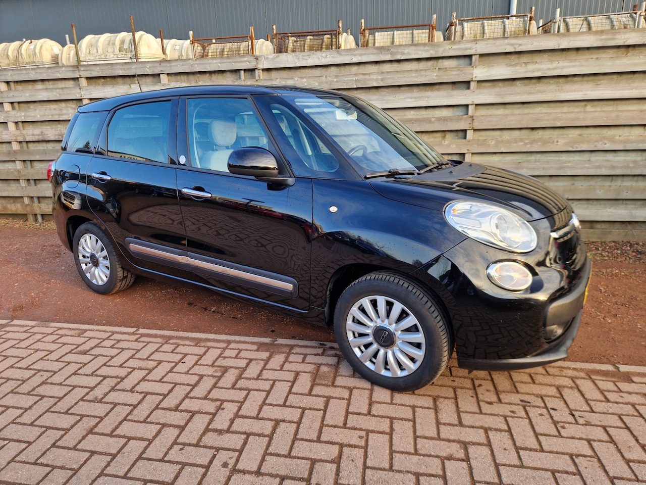 Fiat 500 L Living - 0.9 TwinAir Easy 7 Persoons - AutoWereld.nl