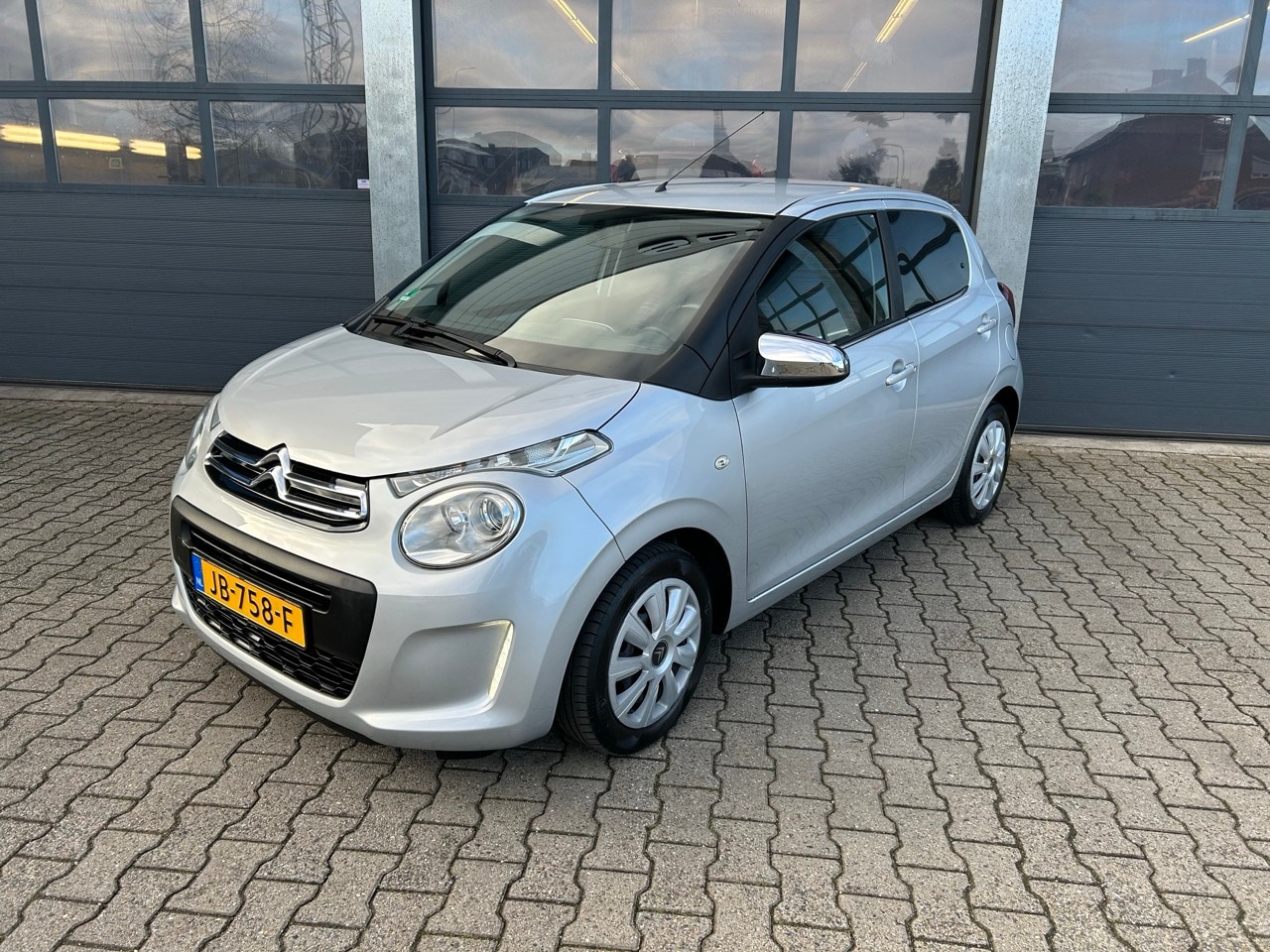 Citroën C1 - 1.0 VTi 68pk 5-drs Style Edition - AutoWereld.nl