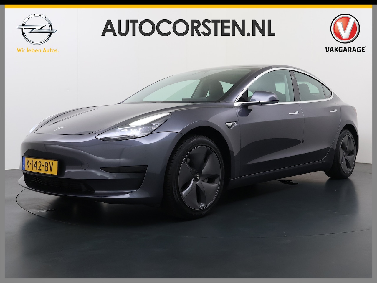 Tesla Model 3 - RWD SR plus 325PK SOH 93% LFP Accu Lmv 18" AutoPilot Leder Panoramadak Adaptive-Cruise Cam - AutoWereld.nl
