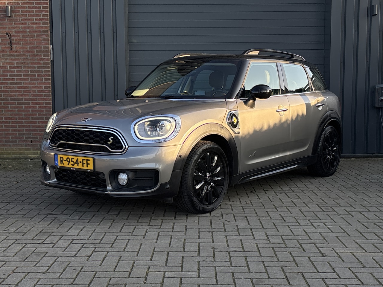 MINI Countryman - Mini 1.5 Cooper S E ALL4 Chili - HUD - Trekhaak - - AutoWereld.nl