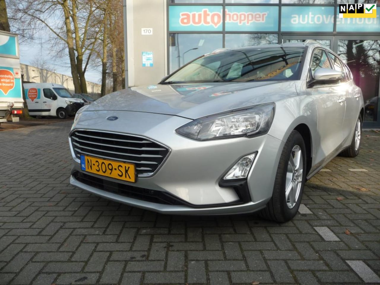 Ford Focus Wagon - 1.0 EcoBoost Hybrid Trend Edition Business Trekhaak - AutoWereld.nl