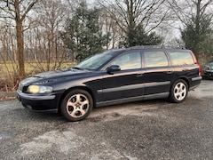 Volvo V70 - 2.4 Comfort Line | INRUILKOOPJE | MOTOR TIKT