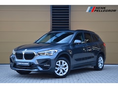BMW X1 - sDrive20i * Sportstoelen * Trekhaak * Sportline * LED * Facelift