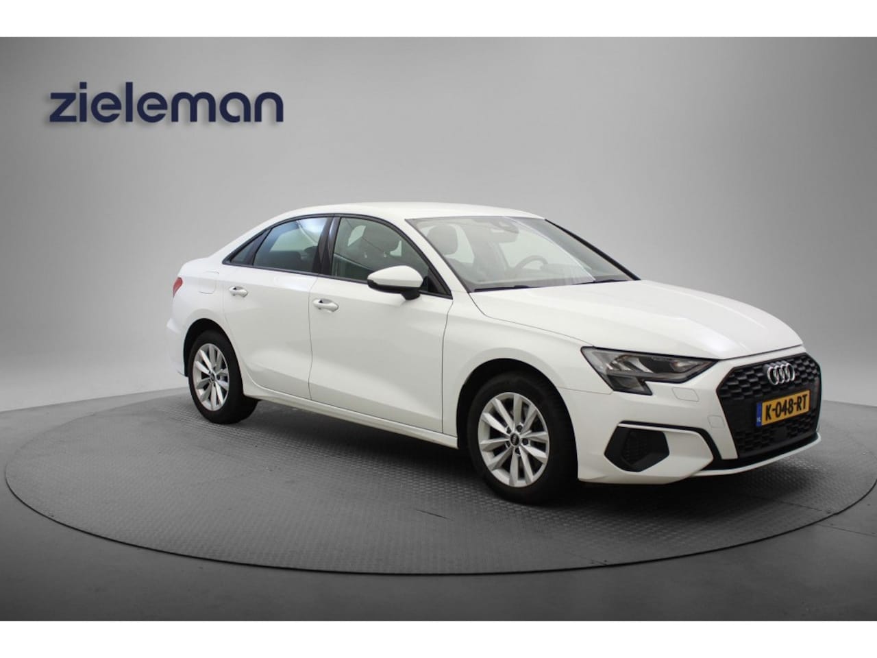 Audi A3 Limousine - 30 TFSI Pro Line Automaat - Digitaal Cockpit, Carplay, - AutoWereld.nl