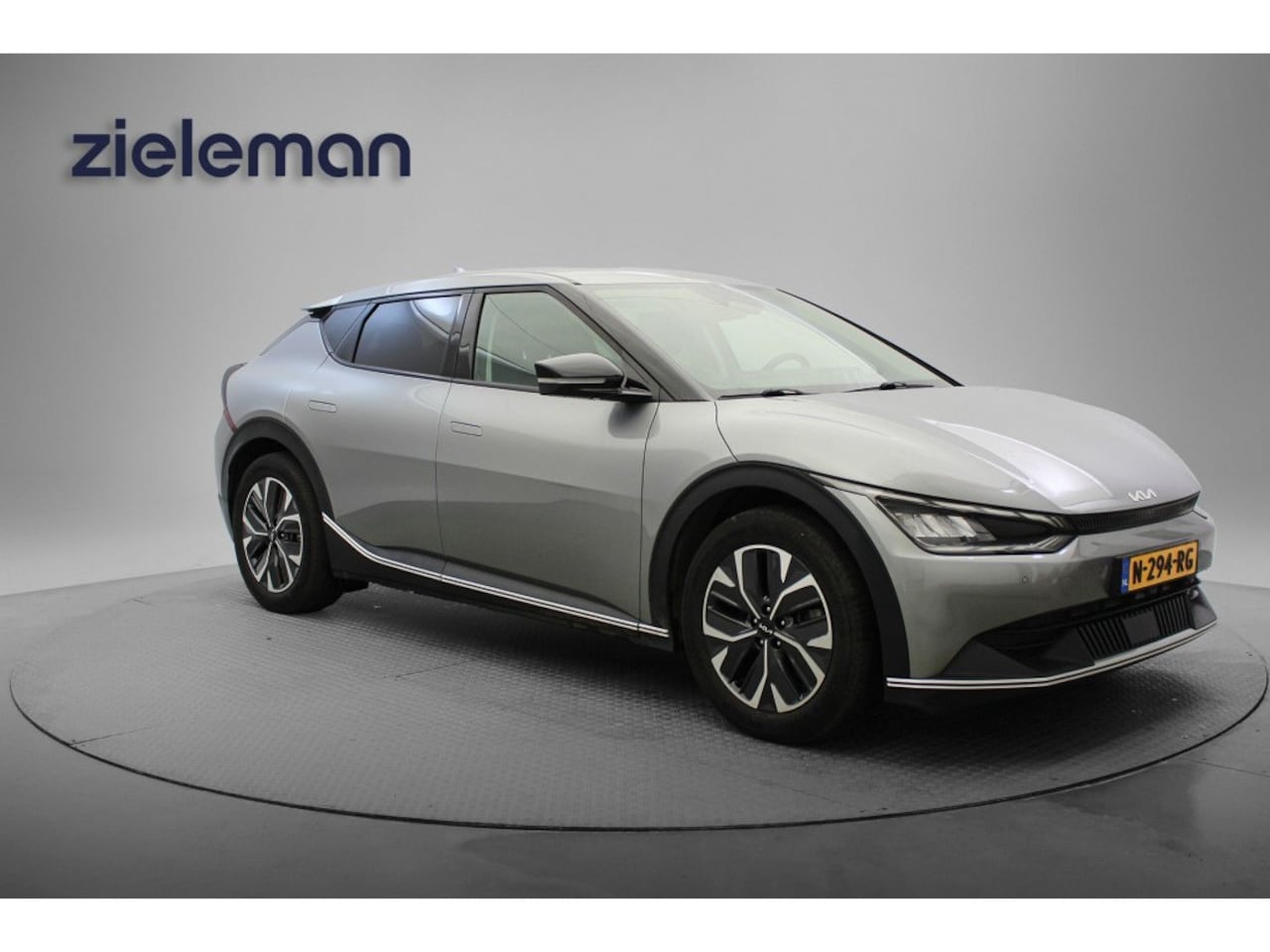 Kia EV6 - 58 kWh - Carplay, Navi, Cruise, Camera, Stoel/Stuur verw. Half L - AutoWereld.nl