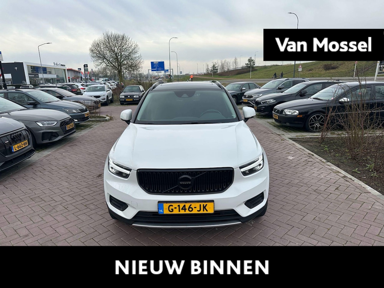 Volvo XC40 - 1.5 T3 Momentum Pro 1.5 T3 Momentum Pro - AutoWereld.nl