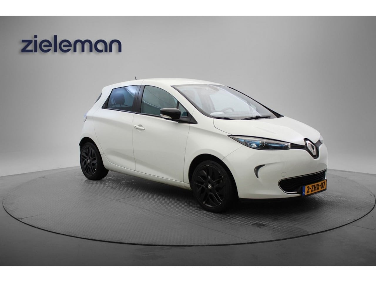 Renault Zoe - Q210 Zen Quickcharge 22 kWh Ex Accu - Navi, Clima, Cruise, SOH 9 - AutoWereld.nl