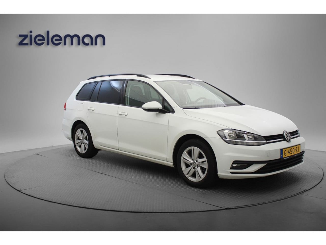 Volkswagen Golf Variant - 1.0 TSI SportLine- Navi, Carplay, Parkeersensoren - AutoWereld.nl