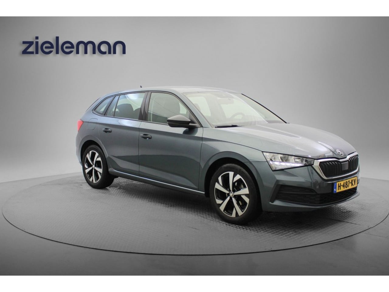 Skoda Scala - 1.0 TSI Active - Carplay, Navi, Cruise - AutoWereld.nl