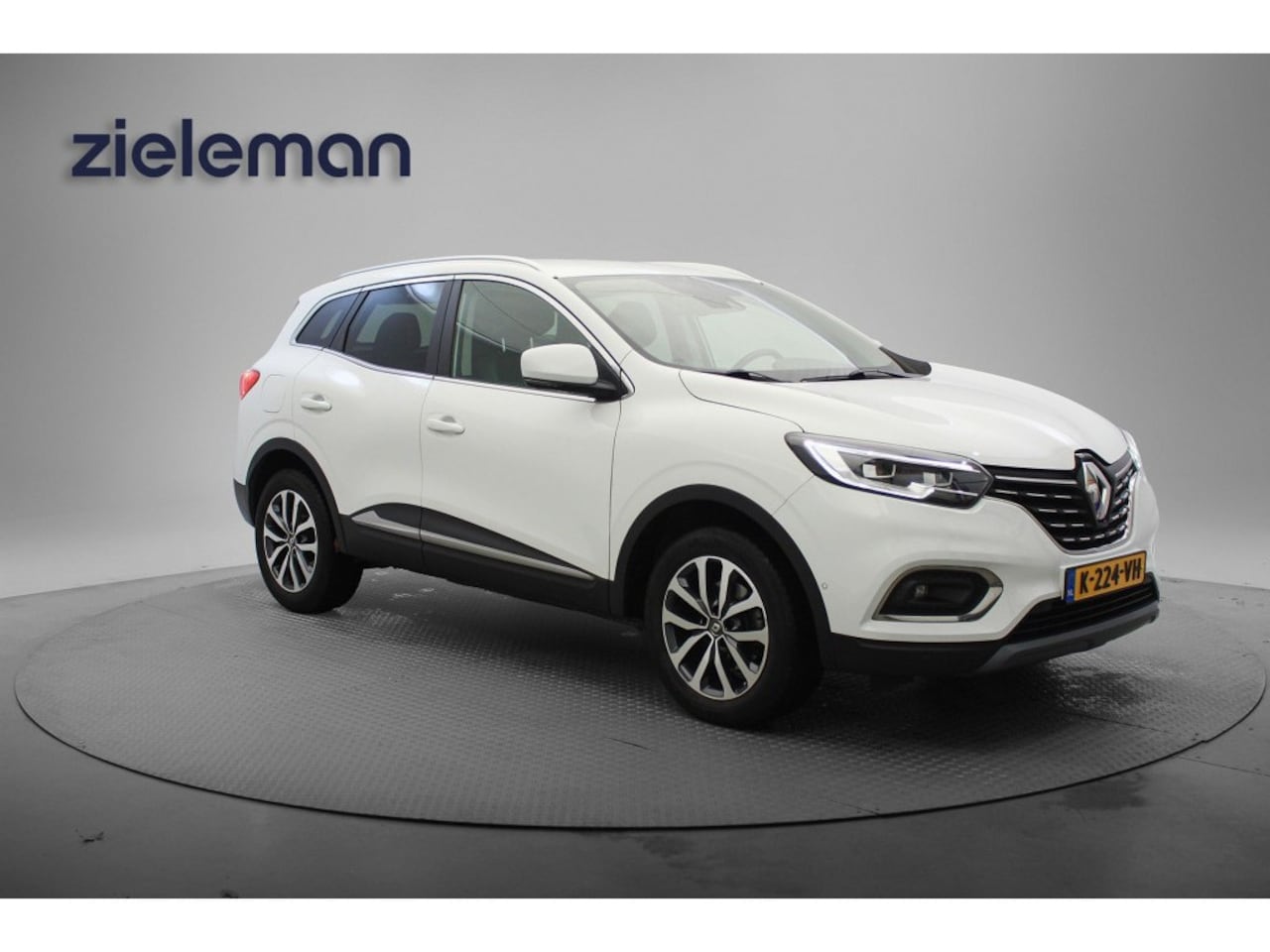 Renault Kadjar - 1.3 TCe Intens Automaat - Carplay, Camera, Trekhaak - AutoWereld.nl