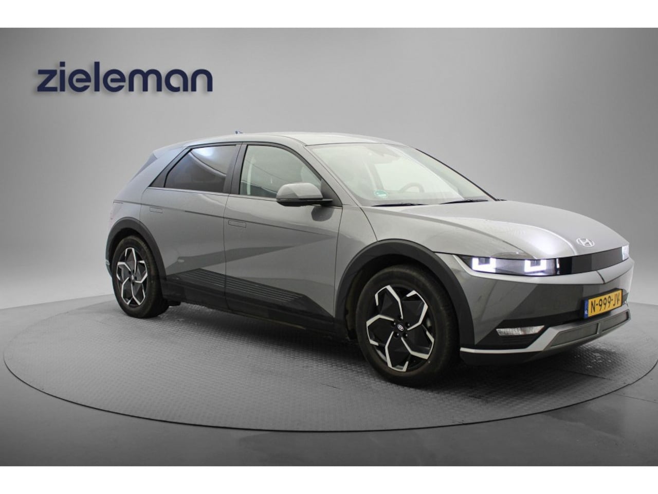 Hyundai IONIQ 5 - Connect 58 kWh - Carplay, Navi, Camera, Cuise, Trekhaak, Half Le - AutoWereld.nl