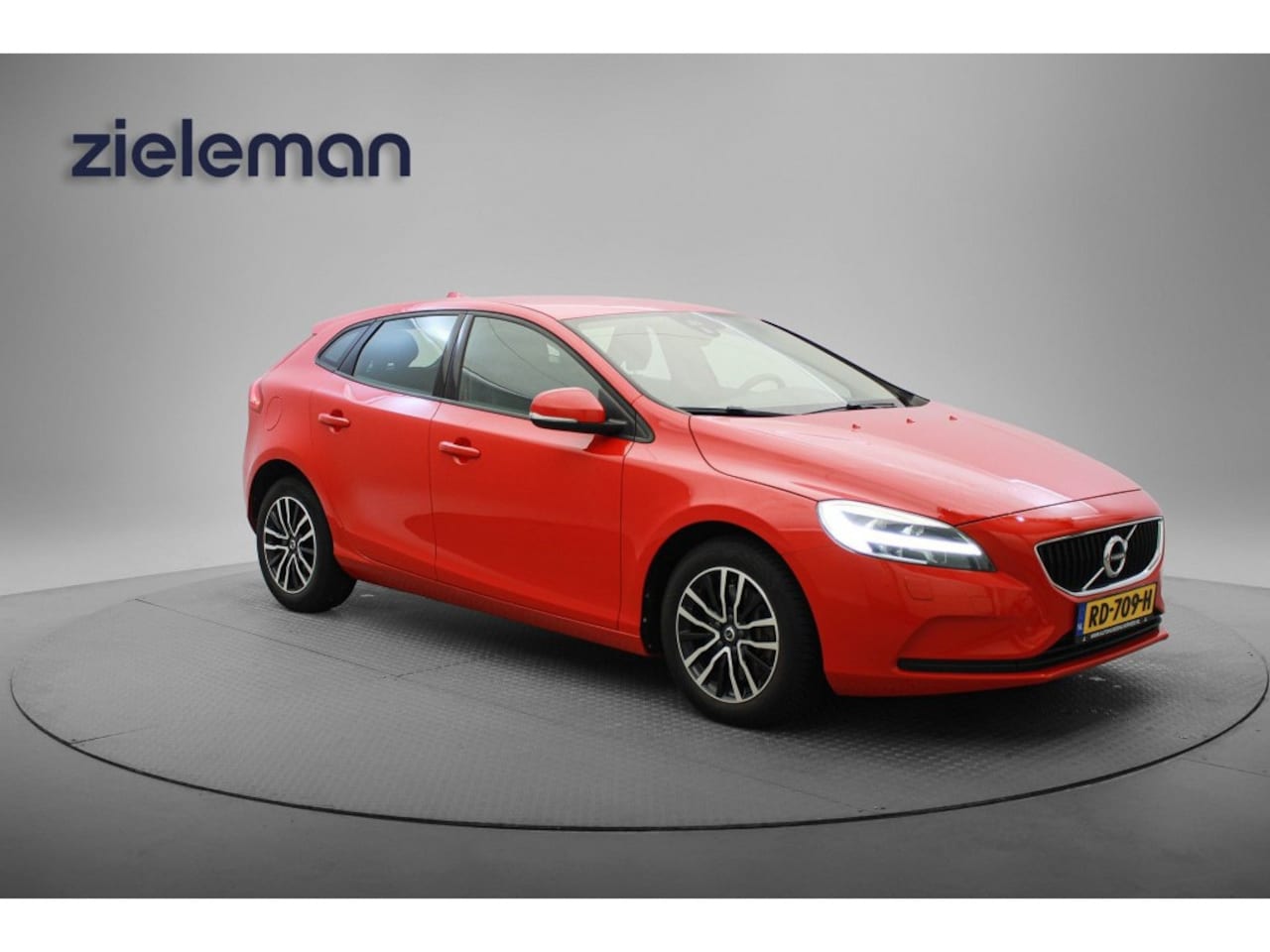 Volvo V40 - 1.5 T2 Nordic + Automaat - Stoelverw. Navi, Clima, Half Leer, Tr - AutoWereld.nl
