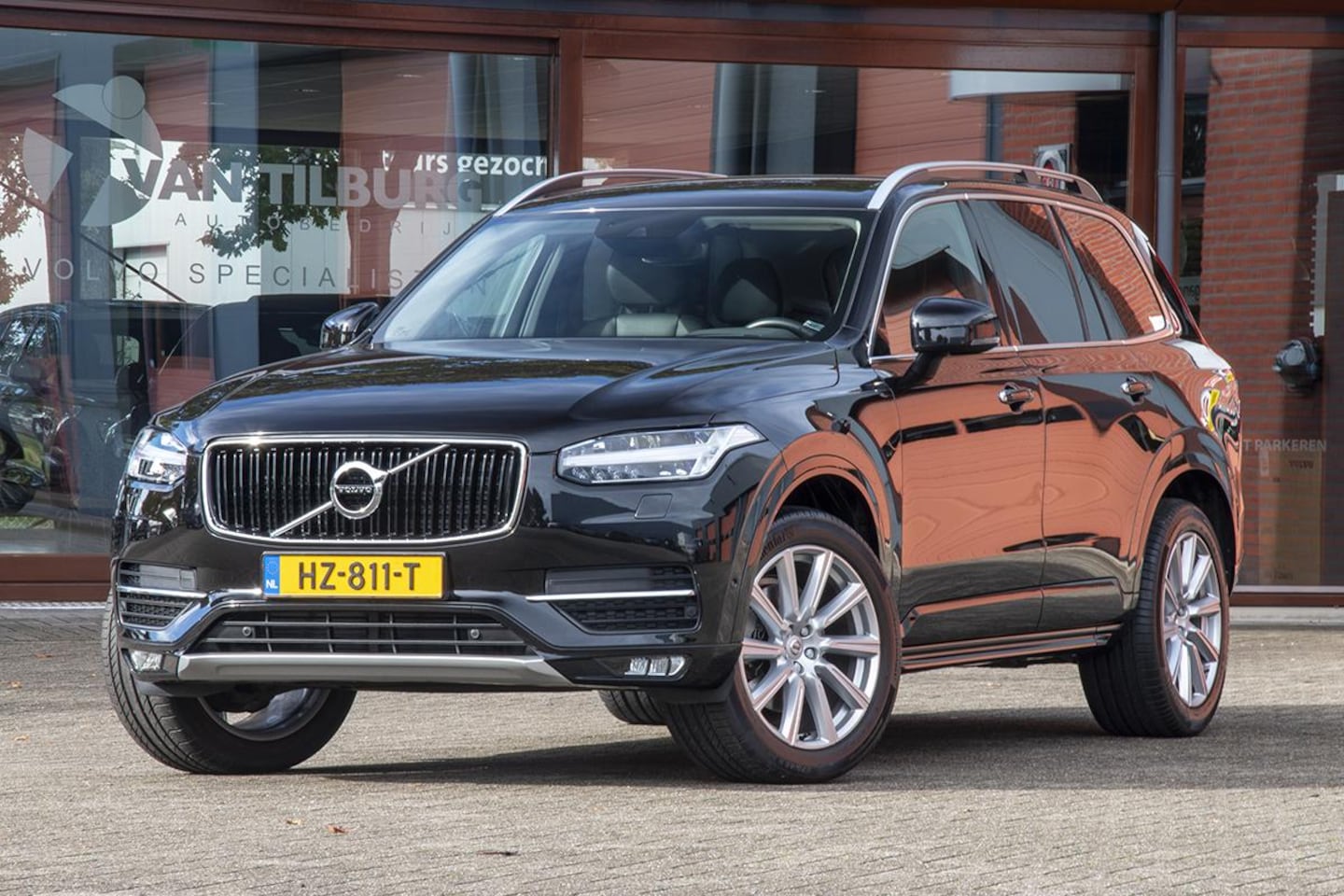 Volvo XC90 - 2.0 T5 AWD MOMENTUM / TREKHAAK / 7-ZITS - AutoWereld.nl